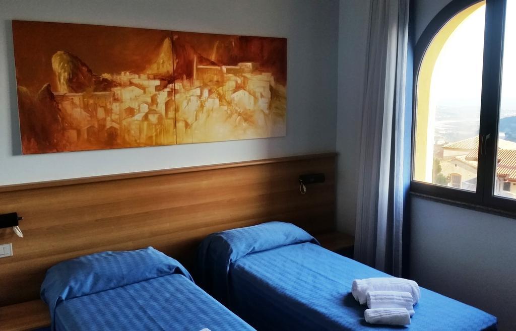 Hotel Citta Del Sole Stilo Habitación foto