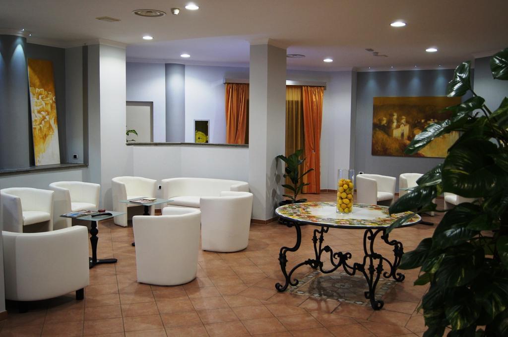 Hotel Citta Del Sole Stilo Exterior foto
